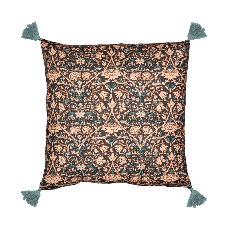 Bastillia Cushion